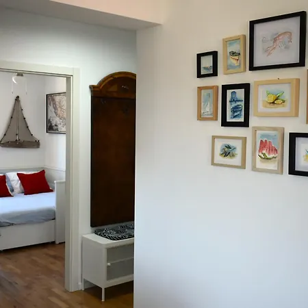 Art & Cozy New Apartmant Near And Historic Center Of Kastel Stari Apartment Kaštela