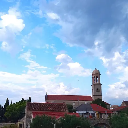 Art & Cozy New Apartmant Near And Historic Center Of Kastel Stari Kaštela