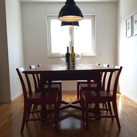 Art & Cozy New Apartmant Near And Historic Center Of Kastel Stari *